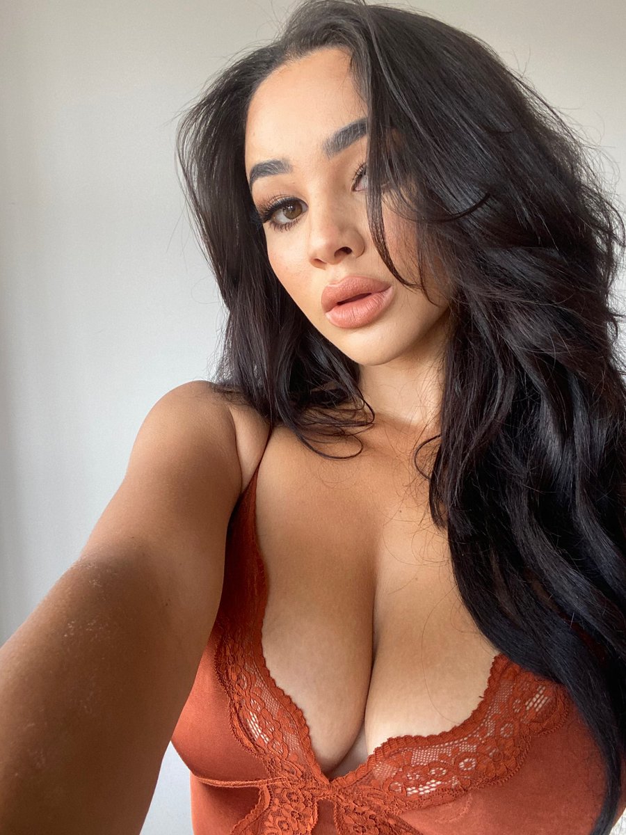 İstanbul Escort Büşra